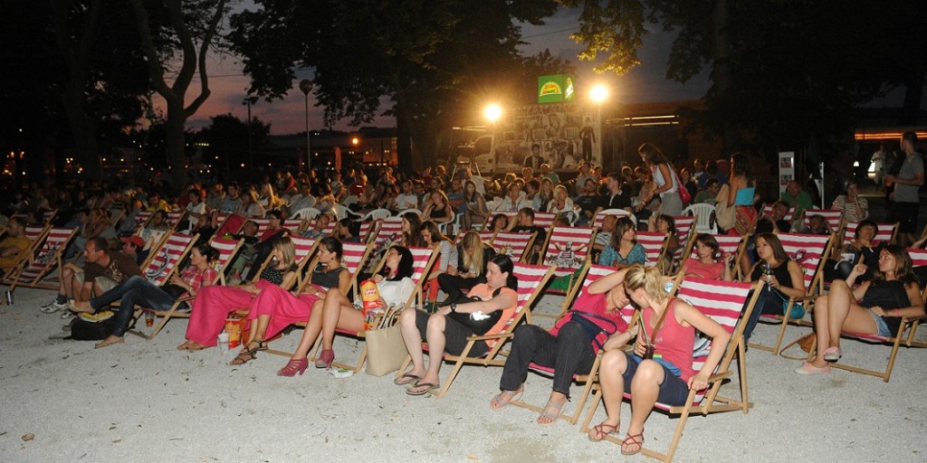 Bažant Kinematograf to je letné kino na Magio pláži v Bratislave!