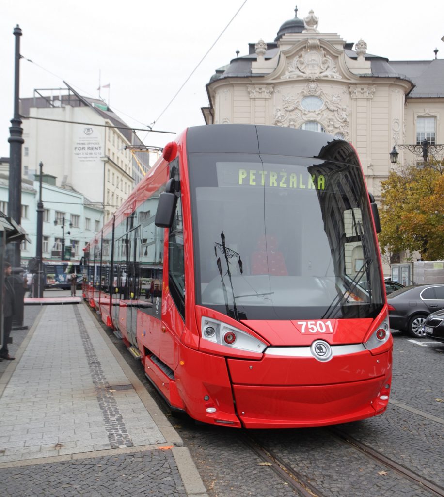 Cestujúci by uvítali BUS-pruhy a pozitívne hodnotia modernizáciu vozoparku