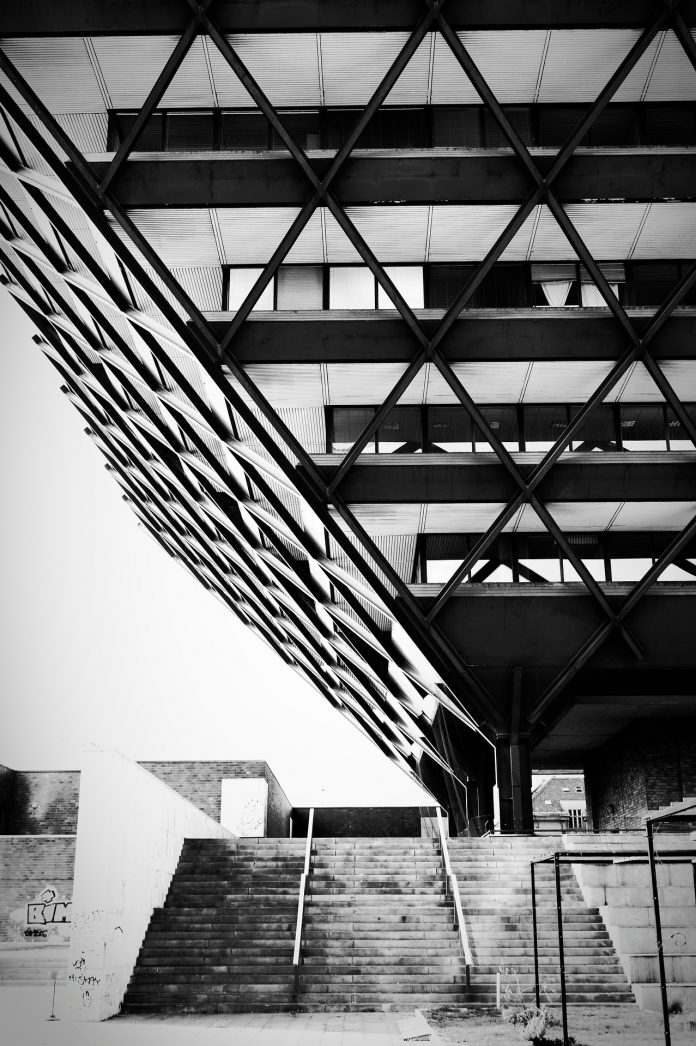 Cyklus diskusií k 95. výročiu rozhlasového vysielania na Slovensku otvorí diskusia riaditeľov