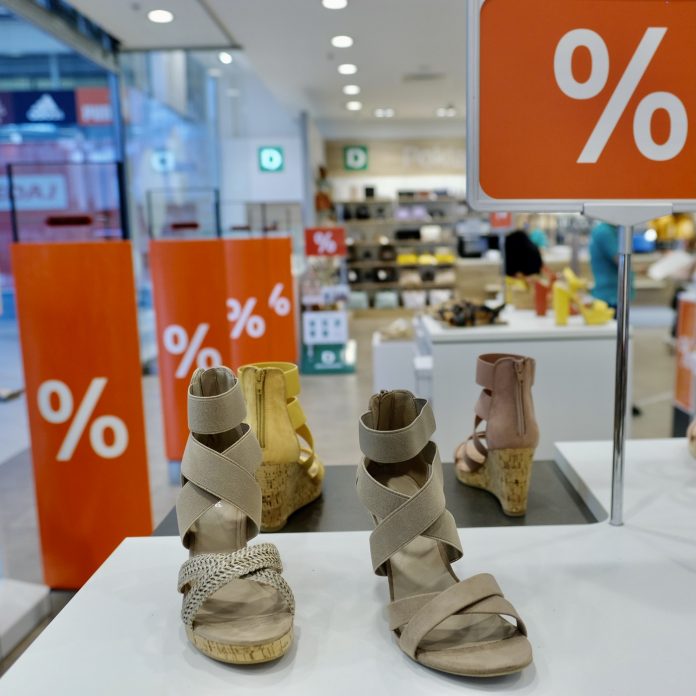 Letné výpredaje v nákupnom centre Avion budú dlhšie