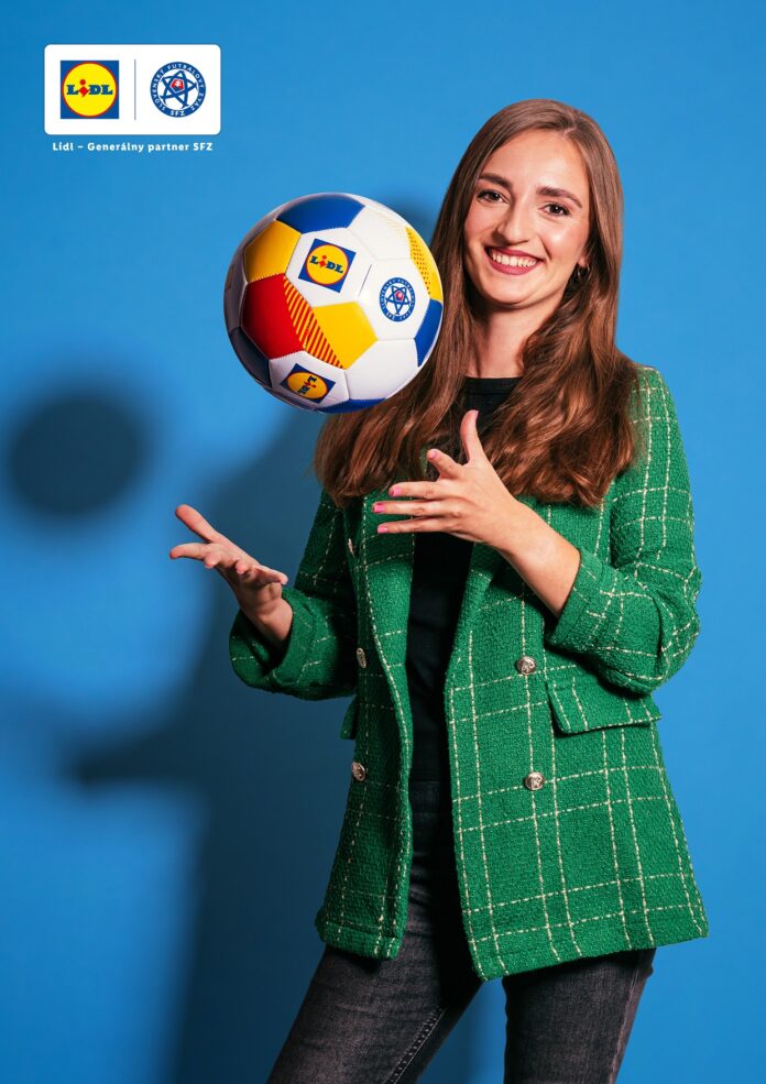 Lidl poukazuje na problém nespravodlivého odmeňovania mužov a žien