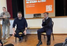 Matúš Vallo v Rači čelil otázkam o doprave, parkovaní aj bezpečnosti