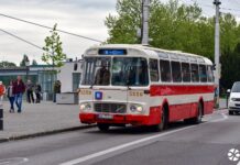 Bratislavou sa cez víkend prevezú historické električky, trolejbusy aj autobusy