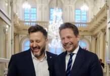 Diskusia primátorov slobodných miest bude v Bratislave hovoriť o demokracii, bezpečnosti aj tlaku na samosprávy matus vallo rafał trzaskowski