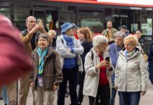 Autobusom za umením povedie aj do Pezinka a Modry. Bratislavský kraj pozýva na netradičný výlet za kultúrou
