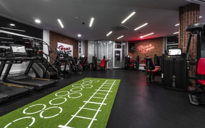 home-gym-bbc-1-bratislava-ruzinov-umely-travnik-a-steppery111