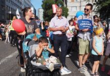 Národný pochod za život zaplnil centrum Bratislavy, organizátori hovoria o 30-tisíc účastníkoch